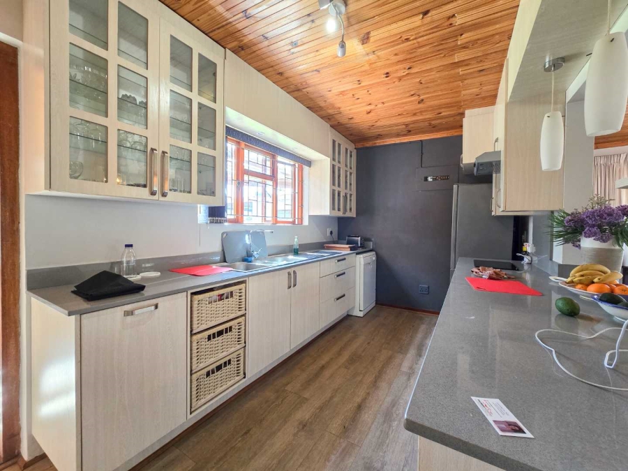 3 Bedroom Property for Sale in Stilbaai Wes Western Cape